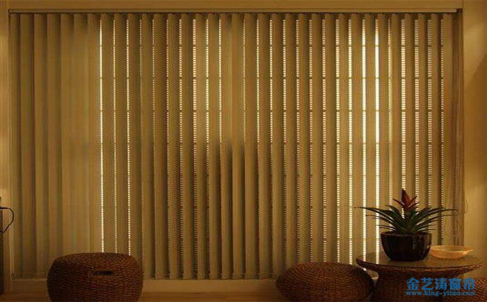 辦公室遮陽窗簾的種類有哪些?辦公室遮陽窗簾材質及優缺點介紹 辦公室窗簾的種類