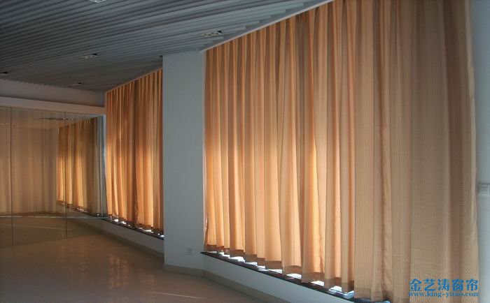 家居窗簾用什么材質好?窗簾有哪些材質 布藝窗簾