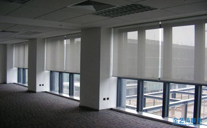 電動窗簾優勢一：方便操控，使用體驗高