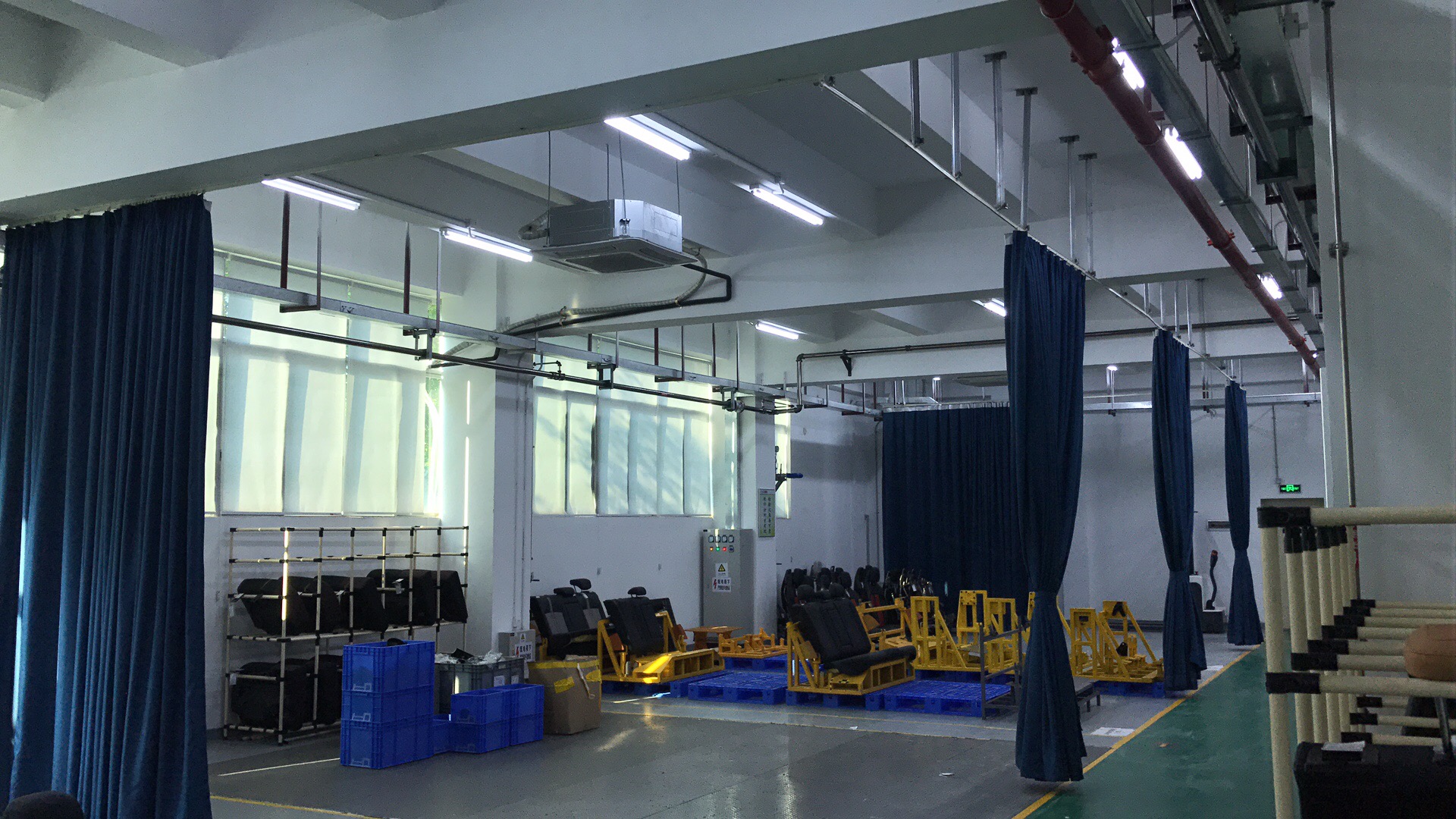 京東倉庫隔簾實拍工程案例